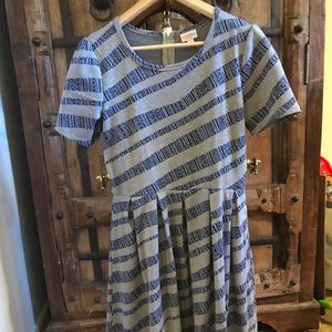 LuLaRoe Amelia size L